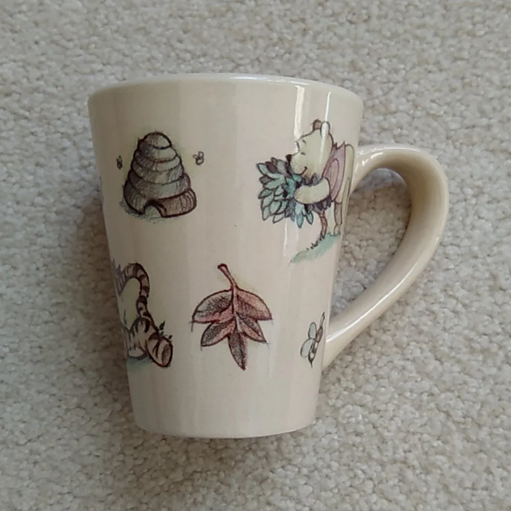 DISNEY MUG Winnie the Pooh and Friends
